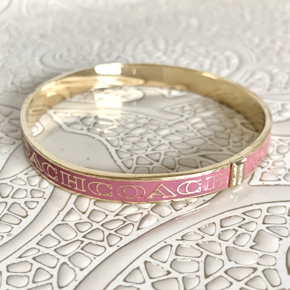 ✨NEW✨COACH PINK & GOLD BANGLE BRACELET - Picture 8 of 9